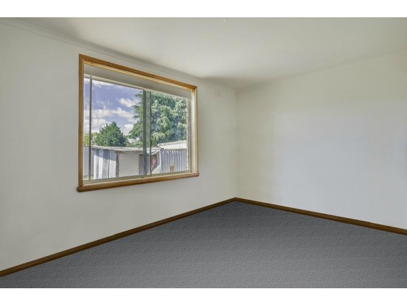 8 Rosny Street, Ravenswood TAS 7250