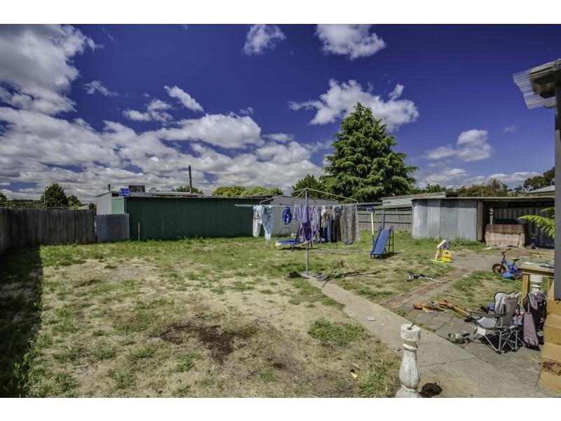 8 Rosny Street, Ravenswood TAS 7250