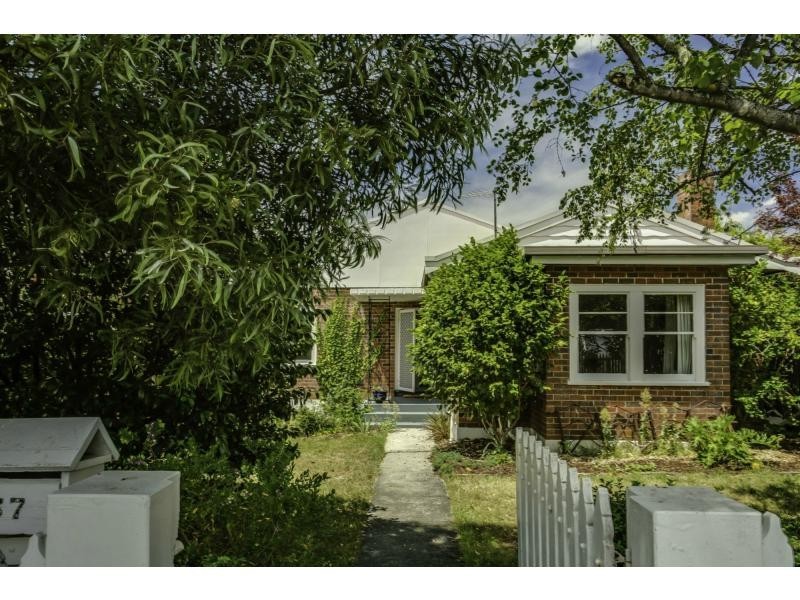 37 Riverdale Grove, Newstead TAS 7250