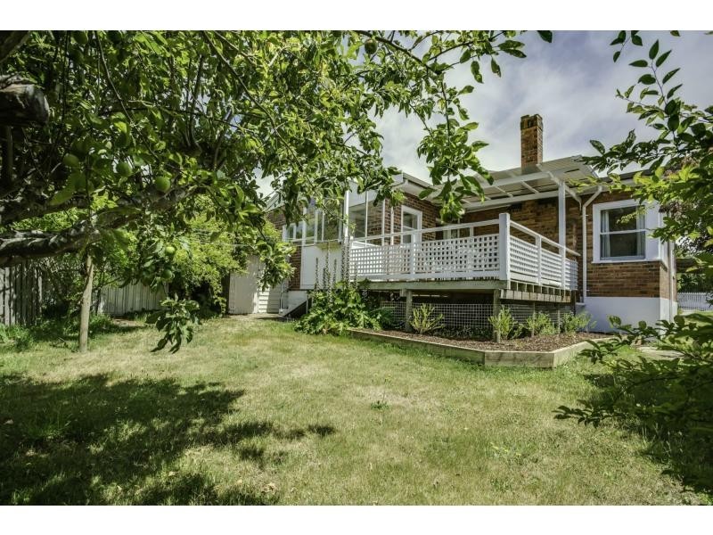 37 Riverdale Grove, Newstead TAS 7250