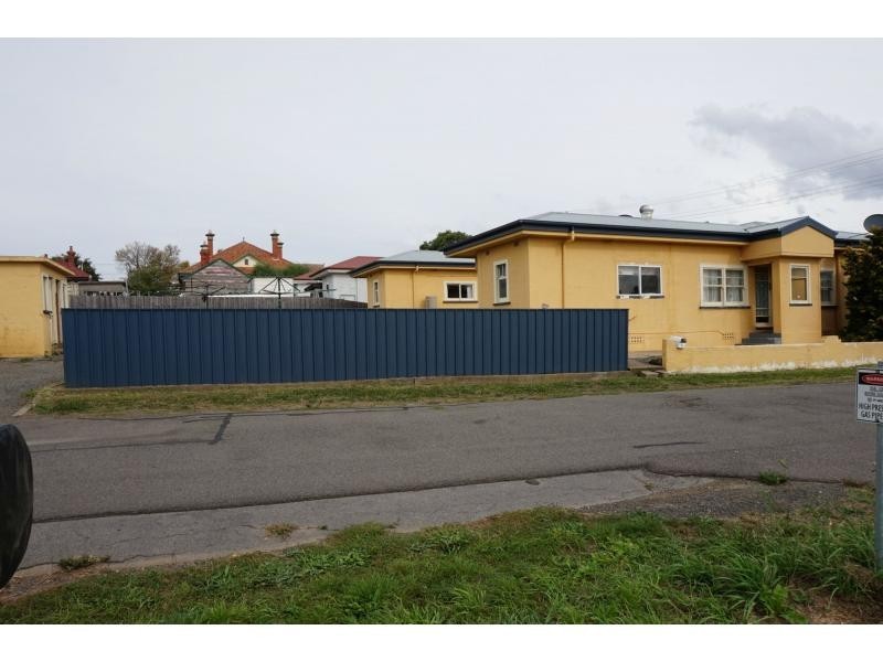 Unit 4/18 Home Street, Invermay TAS 7248