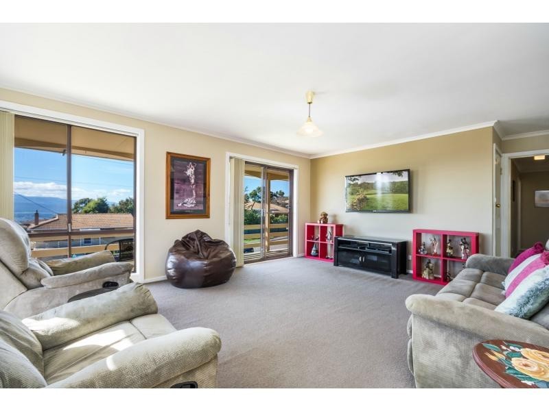 139 New World Avenue, Trevallyn TAS 7250