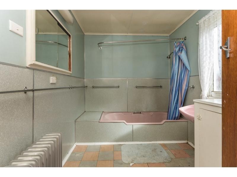 28 FOCH Street, Mowbray TAS 7248