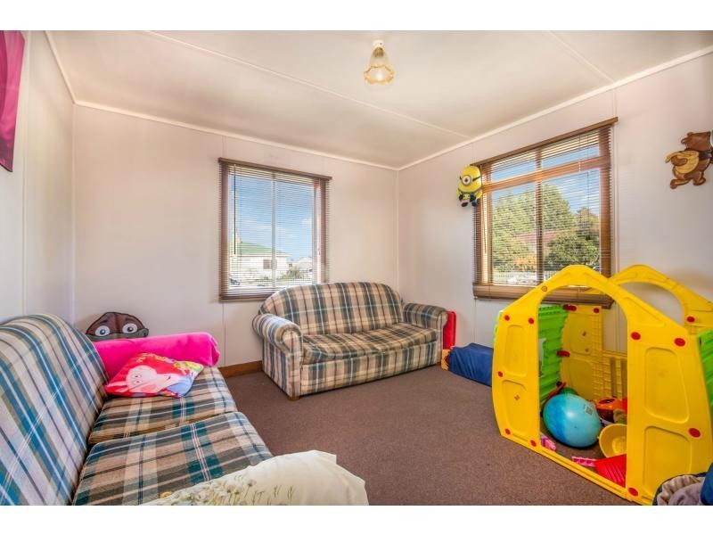 2 Mawson Place, Mayfield TAS 7248