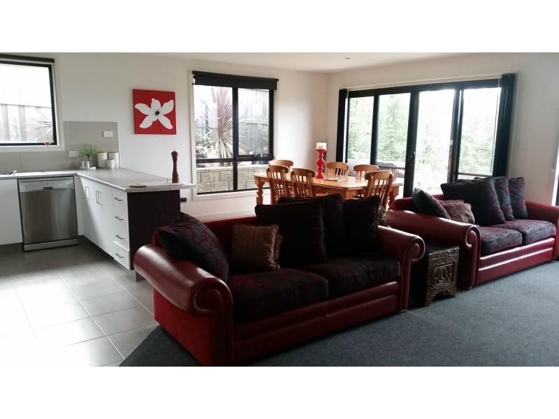 1/24 HENRY Grove, Legana TAS 7277