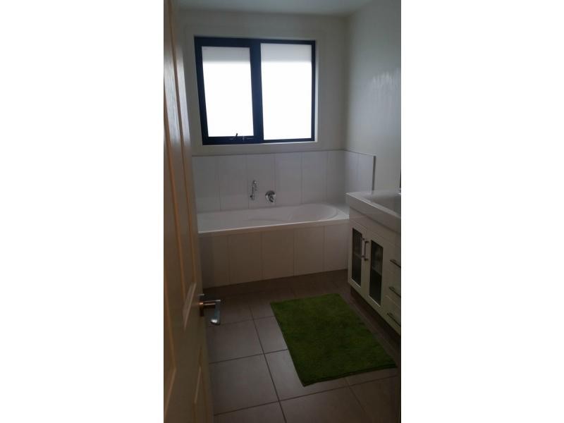 1/24 HENRY Grove, Legana TAS 7277