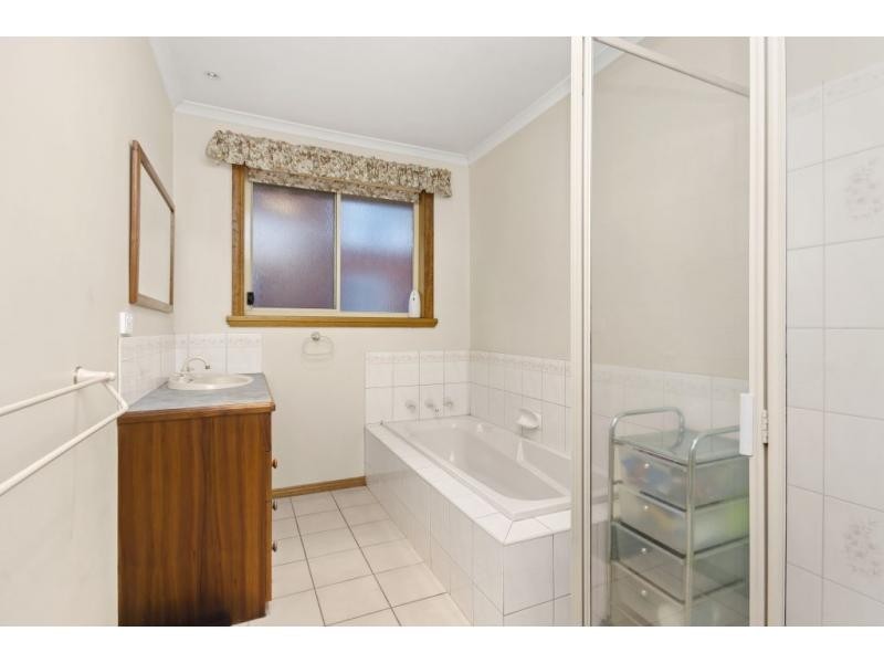 9 Kate Place, Summerhill TAS 7250