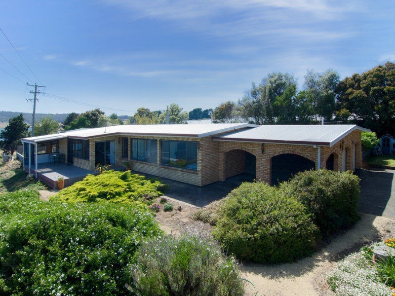 305 Lyell Highway, Granton TAS 7030