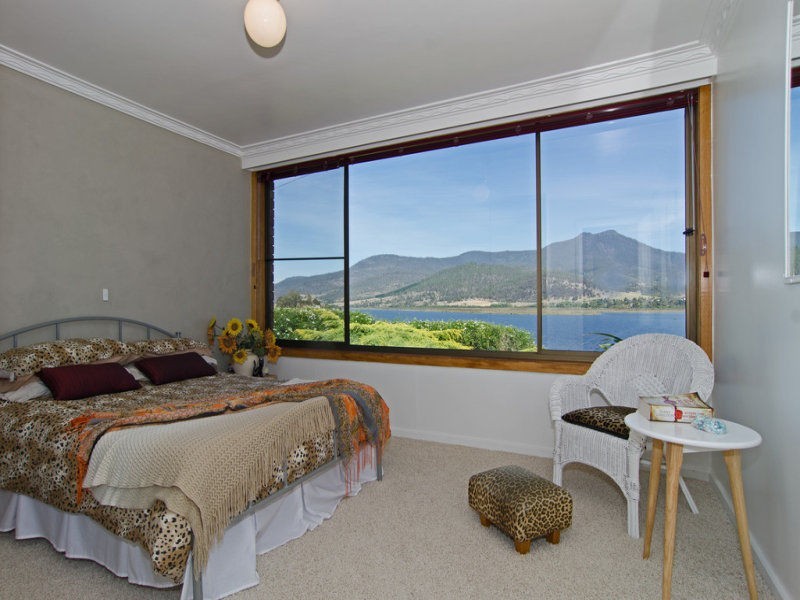 305 Lyell Highway, Granton TAS 7030