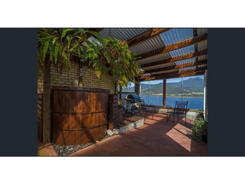 305 Lyell Highway, Granton TAS 7030