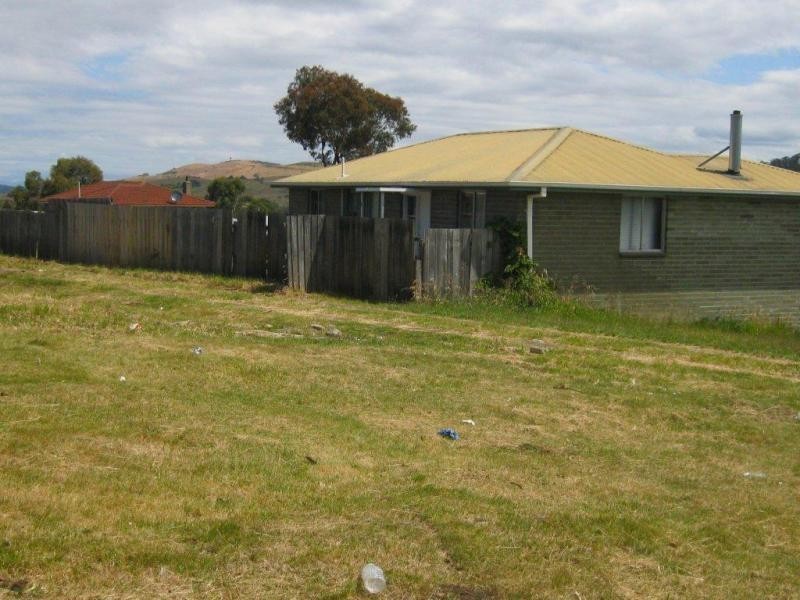 27 Saladin Circle, Clarendon Vale TAS 7019