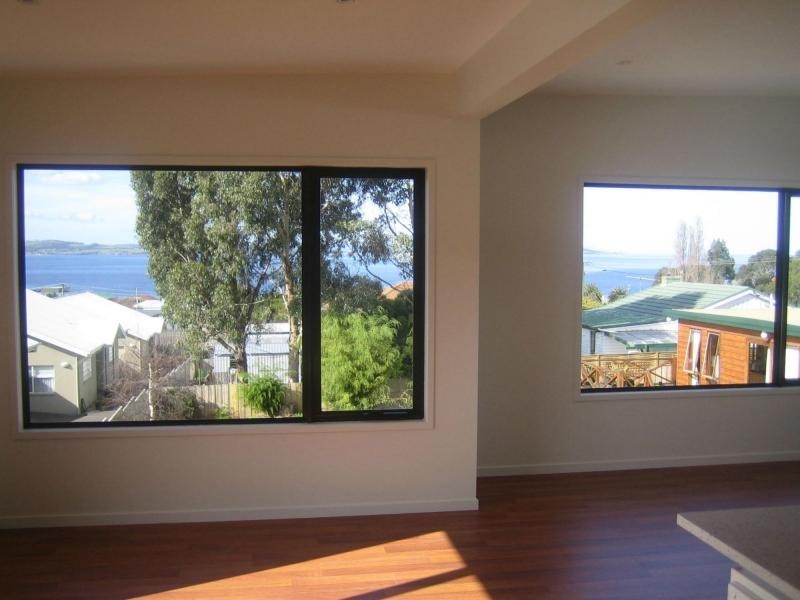 1A Myuna Road, Blackmans Bay TAS 7052