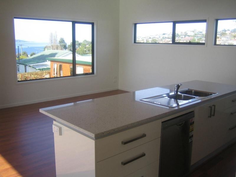 1A Myuna Road, Blackmans Bay TAS 7052