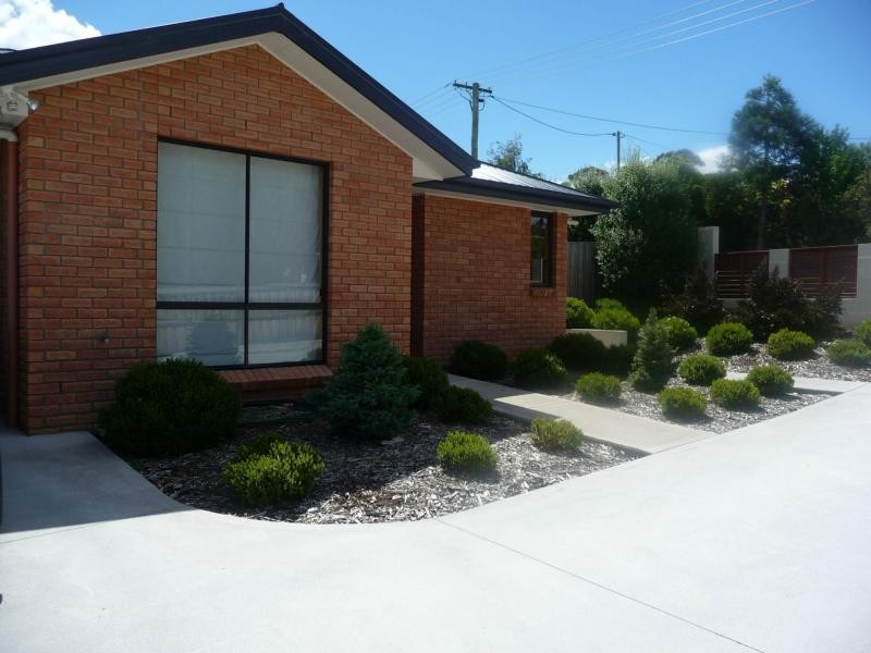 1/10 Wells Parade, Blackmans Bay TAS 7052