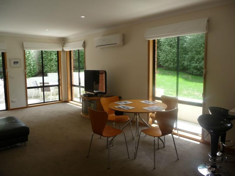 1/10 Wells Parade, Blackmans Bay TAS 7052