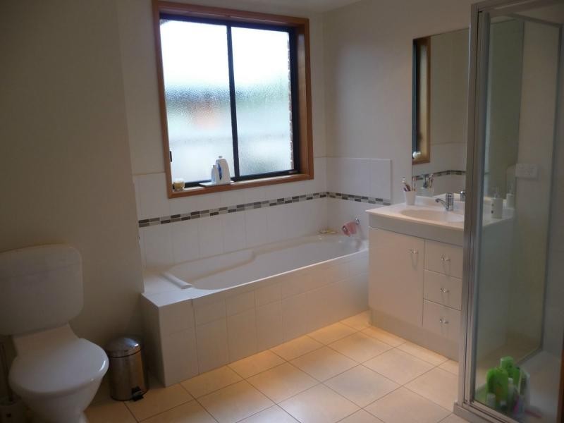 1/10 Wells Parade, Blackmans Bay TAS 7052