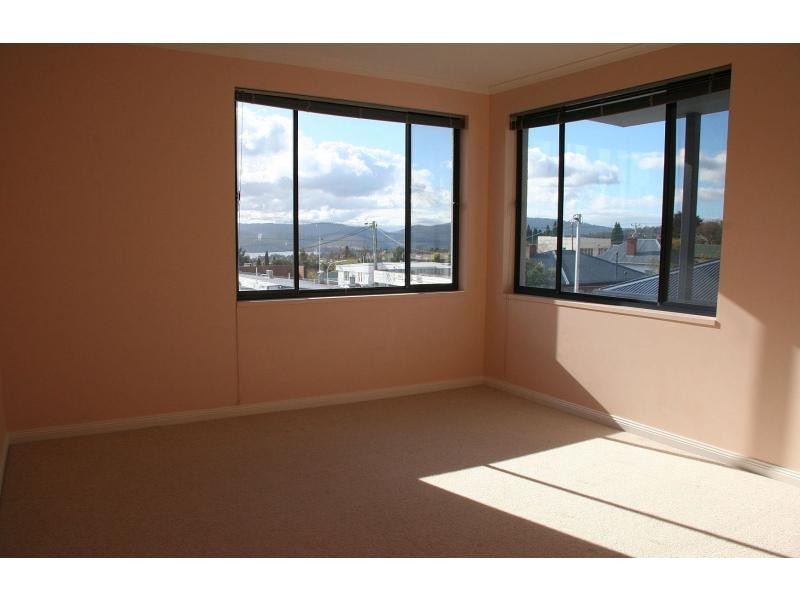 3/100 Augusta Road, Lenah Valley TAS 7008