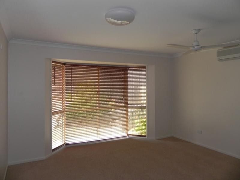 4 Kite Place, Albany Creek QLD 4035