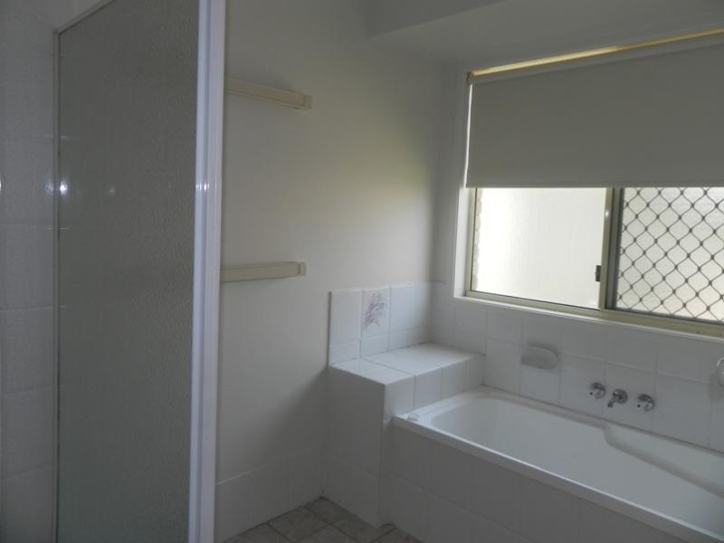 4 Kite Place, Albany Creek QLD 4035