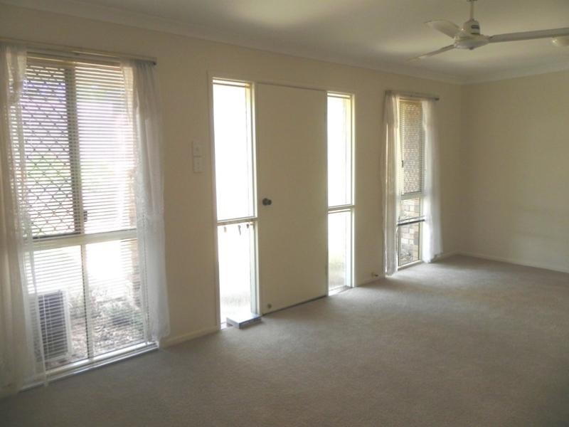 4 Kite Place, Albany Creek QLD 4035