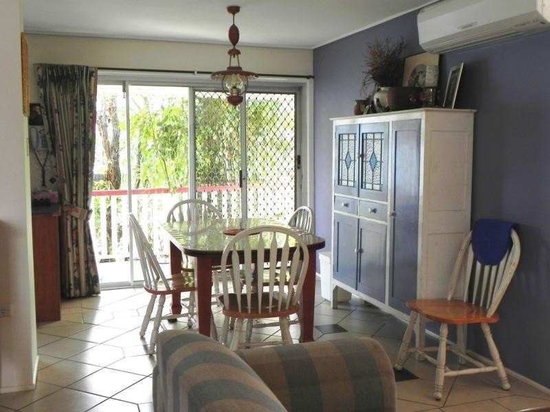 17 Minto Crescent, Arana Hills QLD 4054