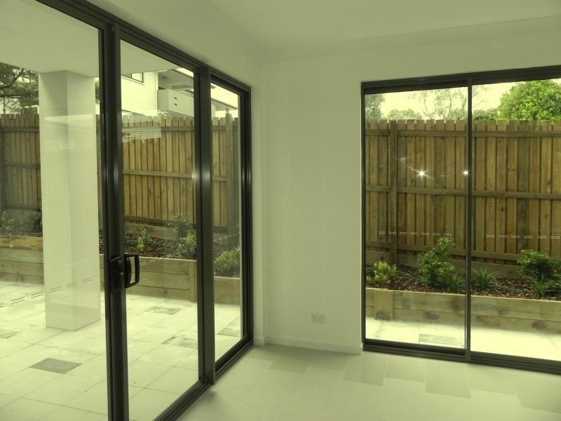 Unit 1 and 2/15 Bruce Street, Chermside QLD 4032