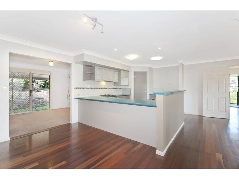 3 Melwood Court, Arana Hills QLD 4054