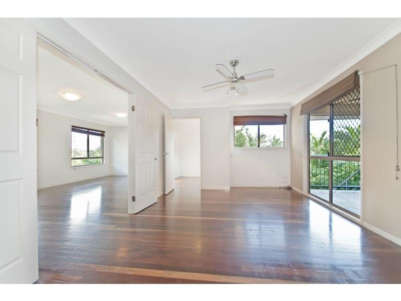 3 Melwood Court, Arana Hills QLD 4054