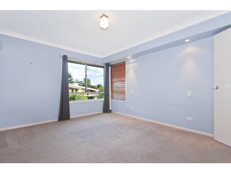 3 Melwood Court, Arana Hills QLD 4054