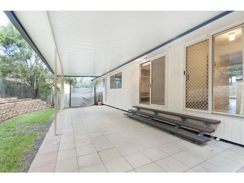3 Melwood Court, Arana Hills QLD 4054