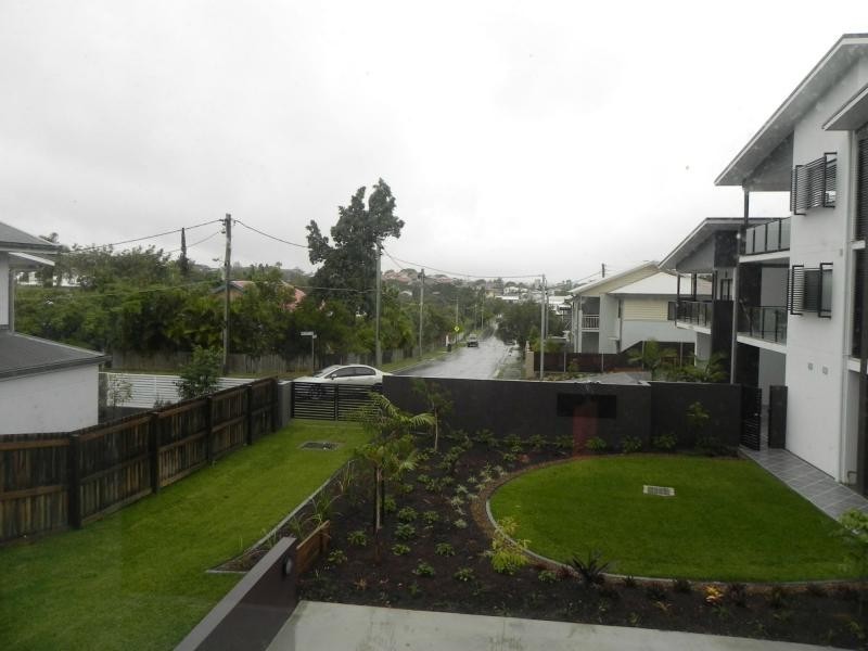 2,5,8./46 Lutana Street, Stafford QLD 4053