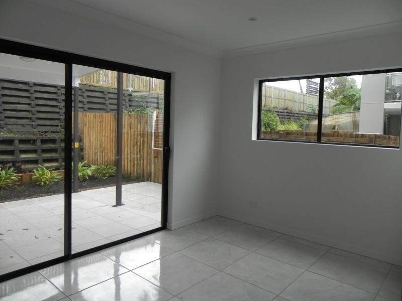 2,5,8./46 Lutana Street, Stafford QLD 4053