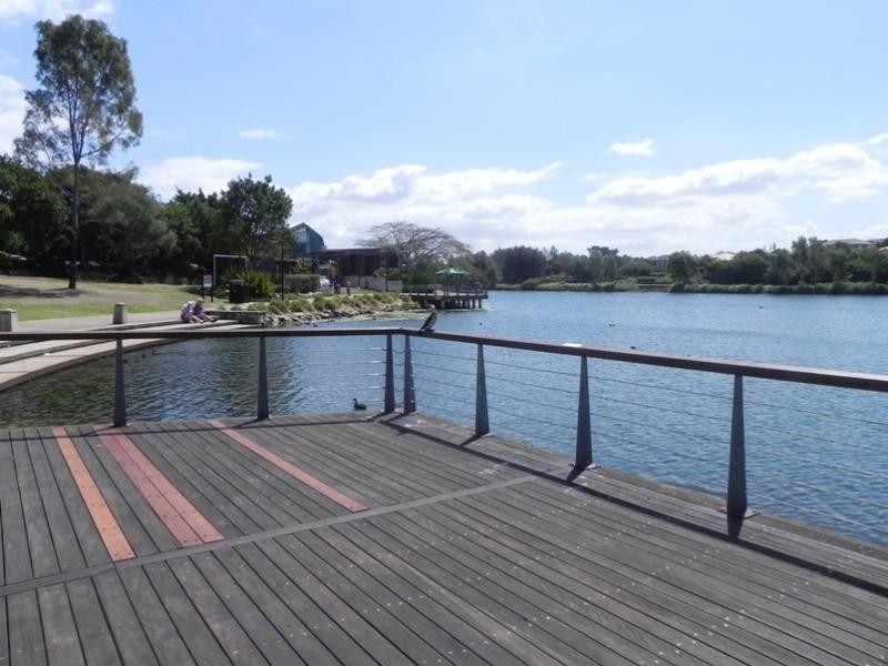 North Lakes QLD 4509