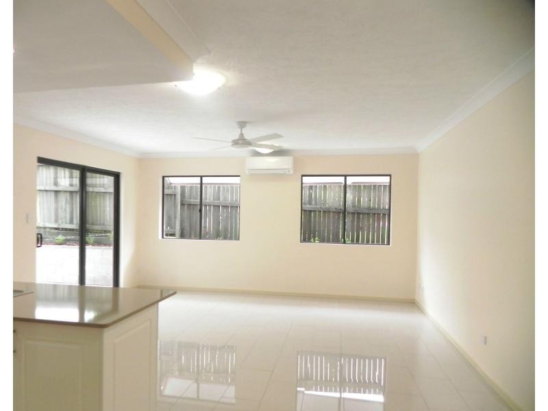 9 Bruce Street, Chermside QLD 4032