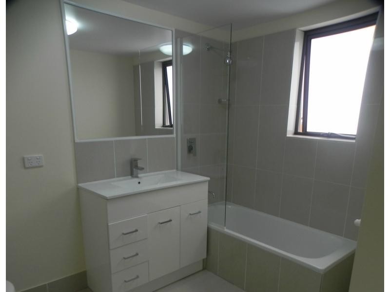 9 Bruce Street, Chermside QLD 4032