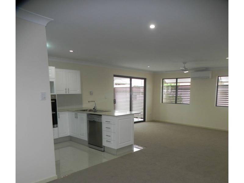 9 Bruce Street, Chermside QLD 4032