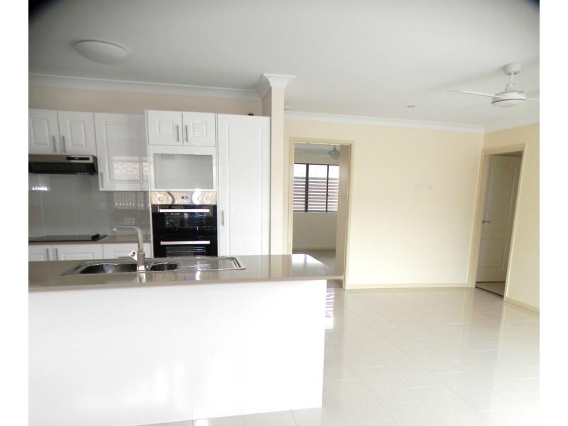 9 Bruce Street, Chermside QLD 4032