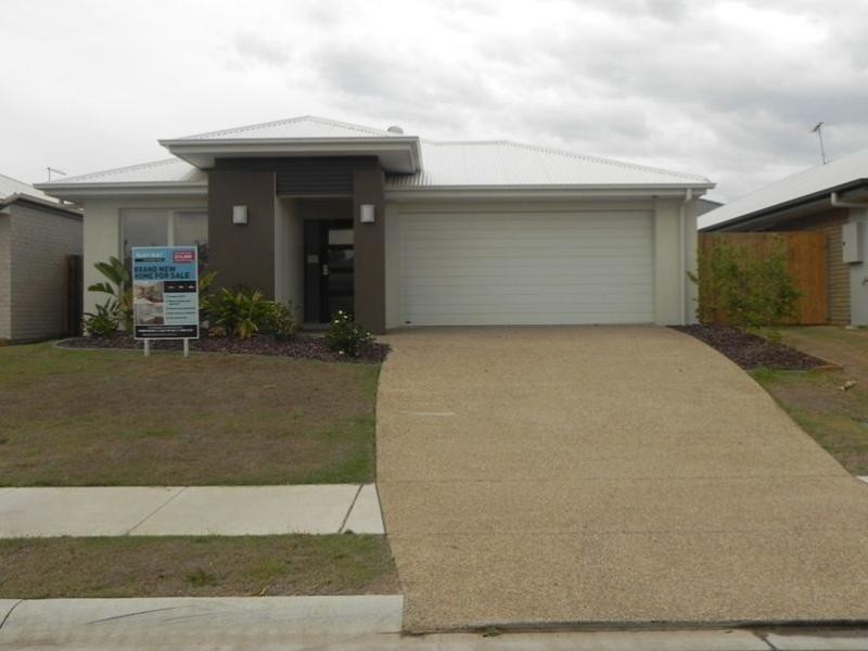 24 Manuka Street, Narangba QLD 4504