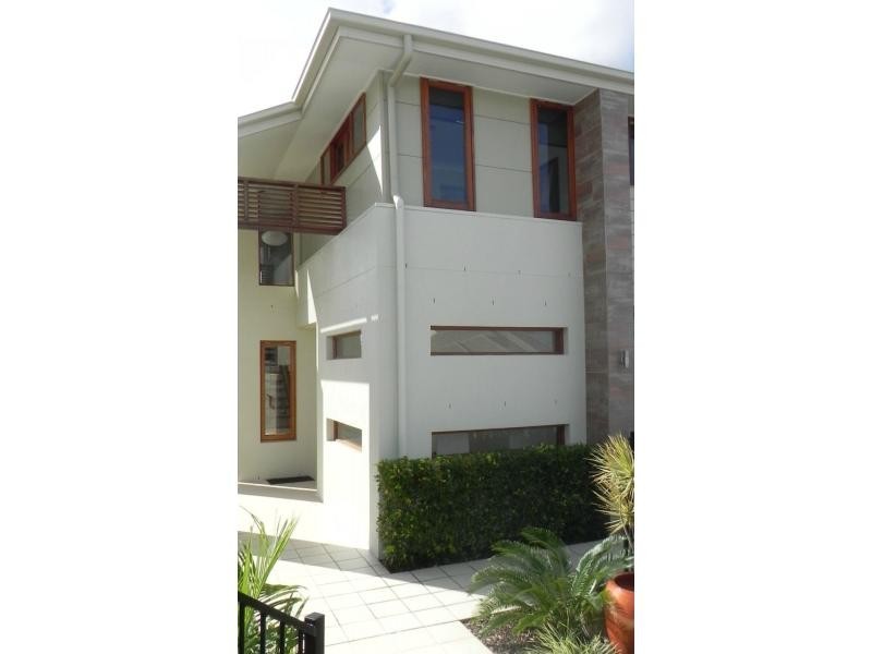 North Lakes QLD 4509