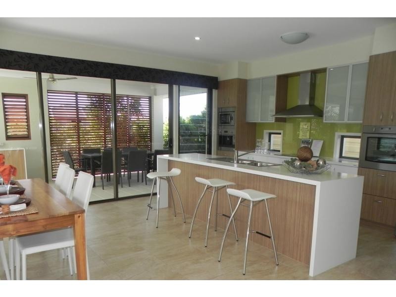 North Lakes QLD 4509