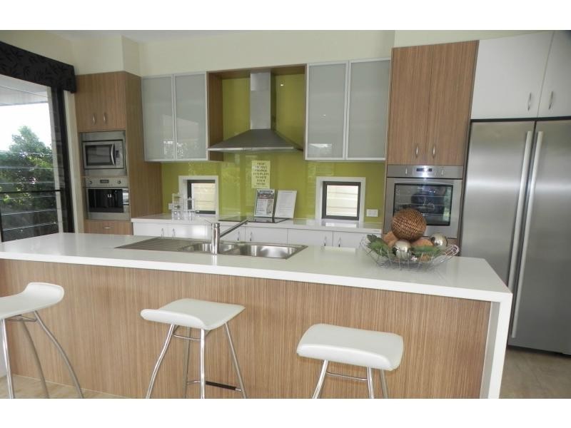 North Lakes QLD 4509