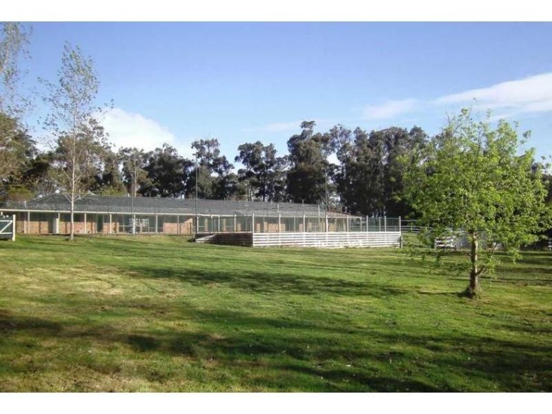 35 Bayard Drive, Pakenham Upper VIC 3810