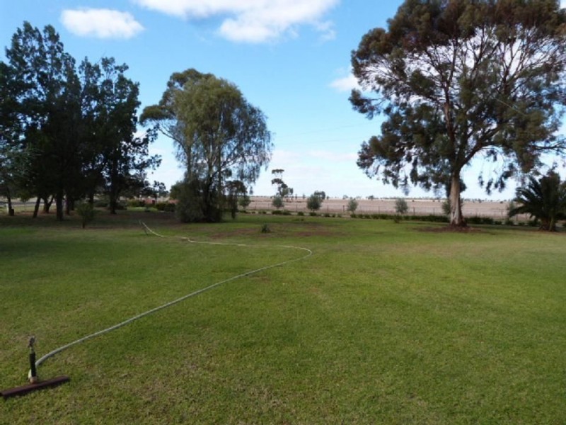 5790 Donald Swan Hill Road, Dumosa VIC 3527