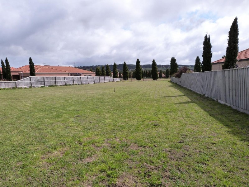 48 St Andrews Close, Wallan VIC 3756