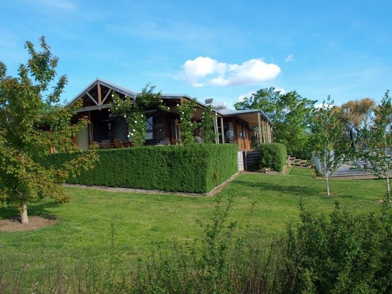 804 Upper King Parrot Road, Strath Creek VIC 3658