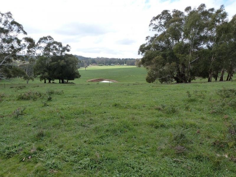 285 Gum’s Road, Caveat VIC 3660