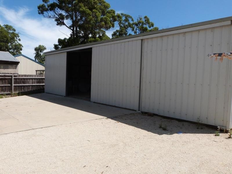 1 South Gateway Drive, Mallacoota VIC 3892