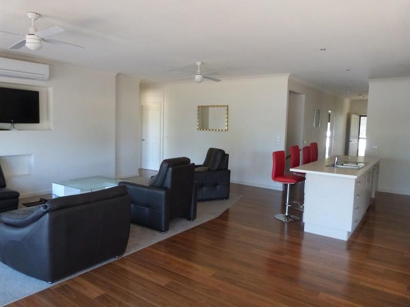 1 South Gateway Drive, Mallacoota VIC 3892