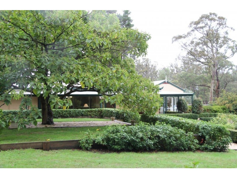 504 Yankee Flat Road, Mount Helen VIC 3350