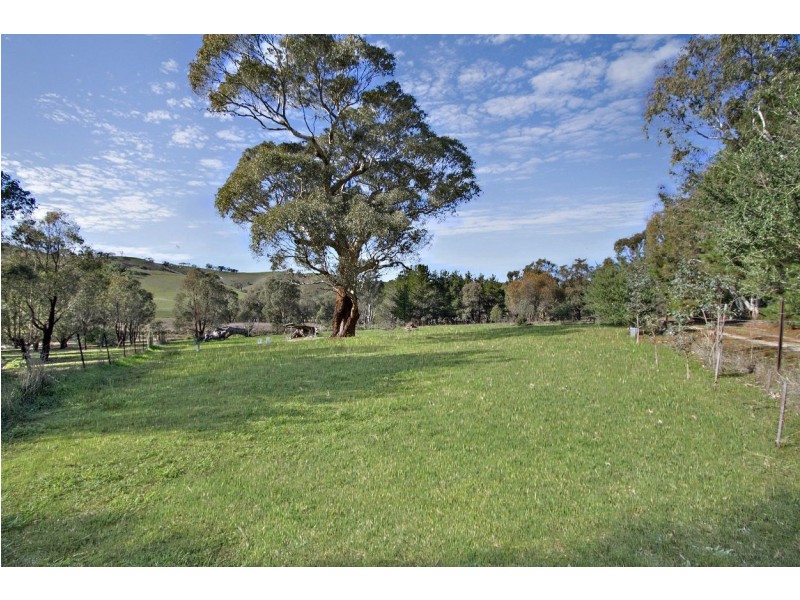 11 Whalan Court, Pyalong VIC 3521